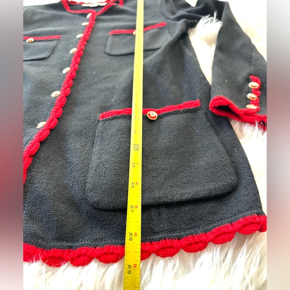 ST John Scalloped Trim Knitted Jacket Womens SZ MD Black Red Holiday - Picture 6 of 10